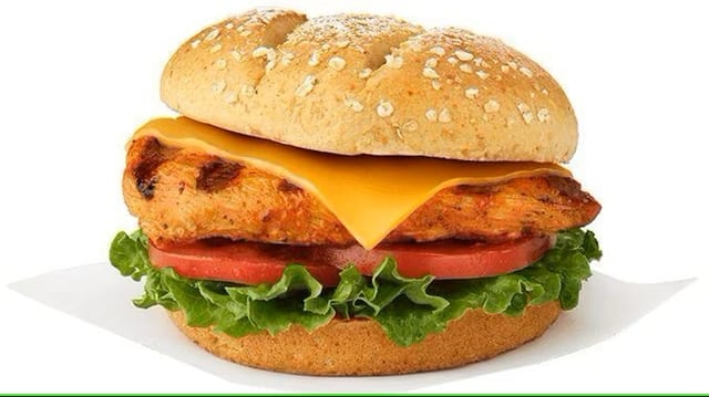 Cajun Grilled Chicken Breast Sandwich