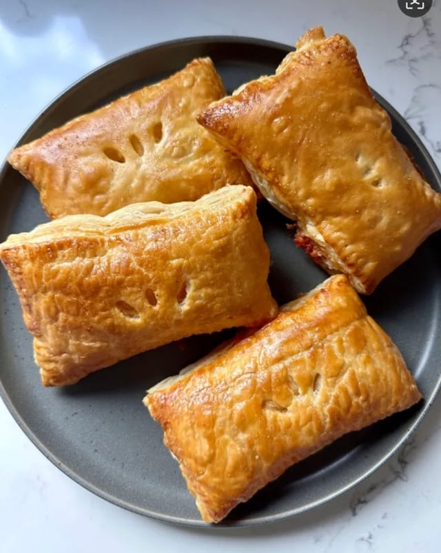 Pizza Puff